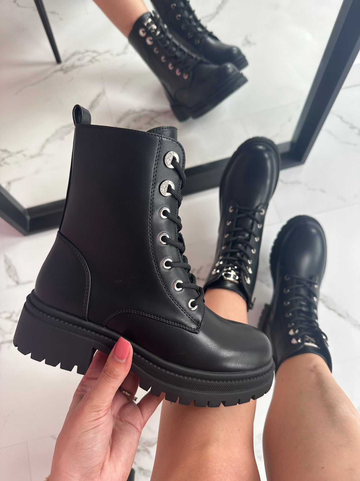 Botas Negras Sarina