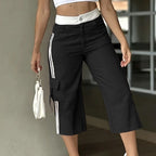 Pantalón cargo capri estilo deportivo
