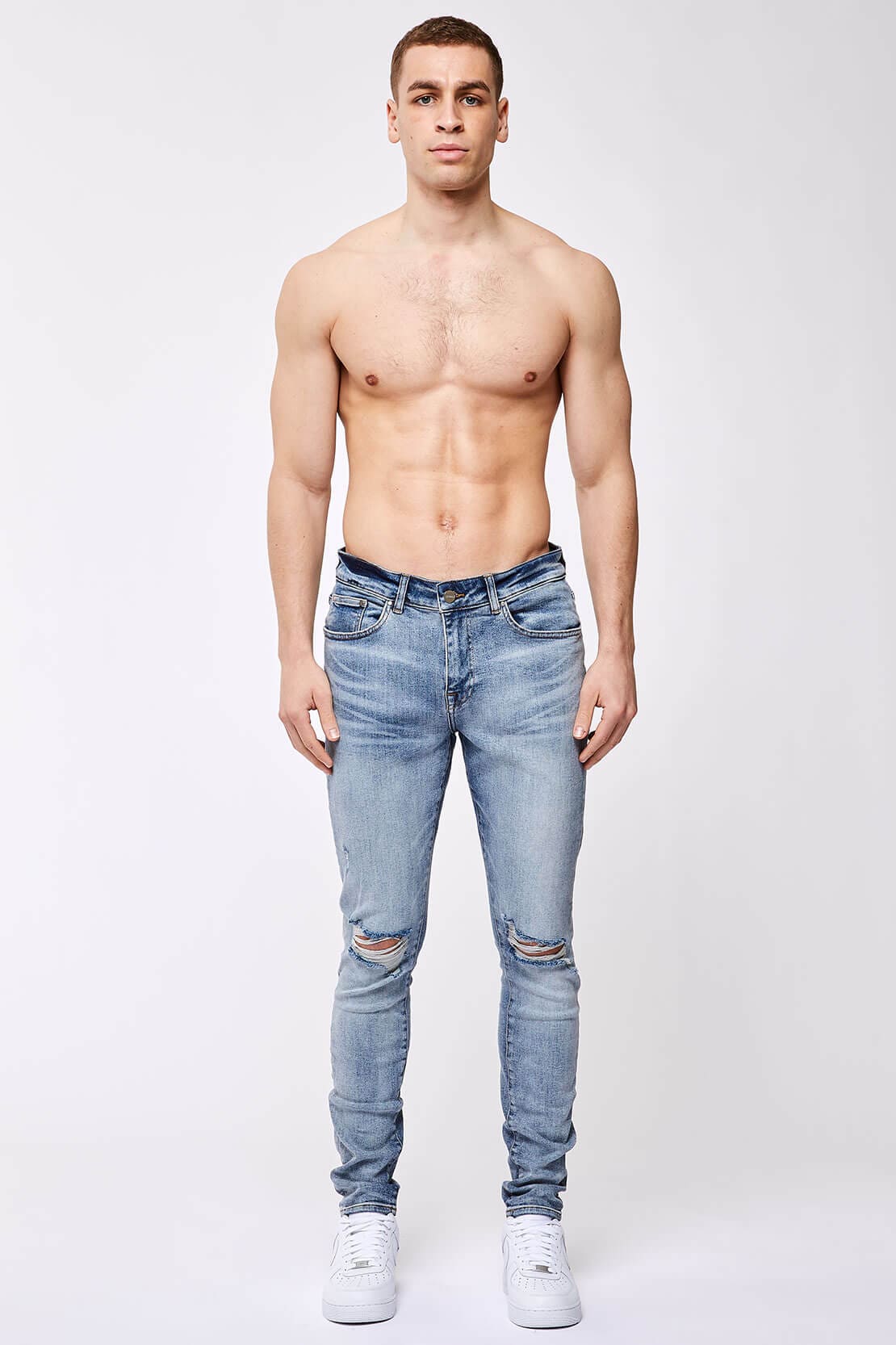 PANTALONES VAQUEROS AJUSTADOS  AZUL CLARO