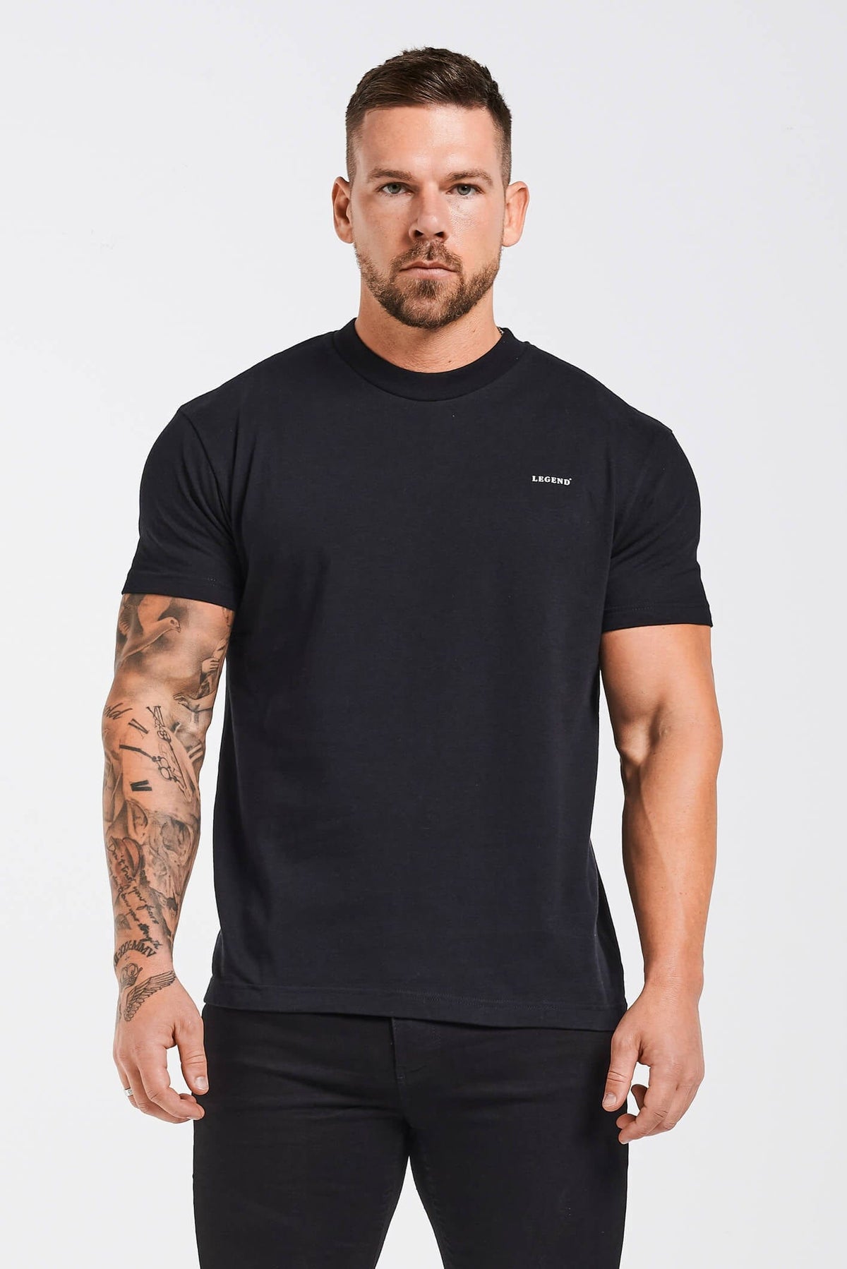 CAMISETA BÁSICA PREMIUM - BLACK
