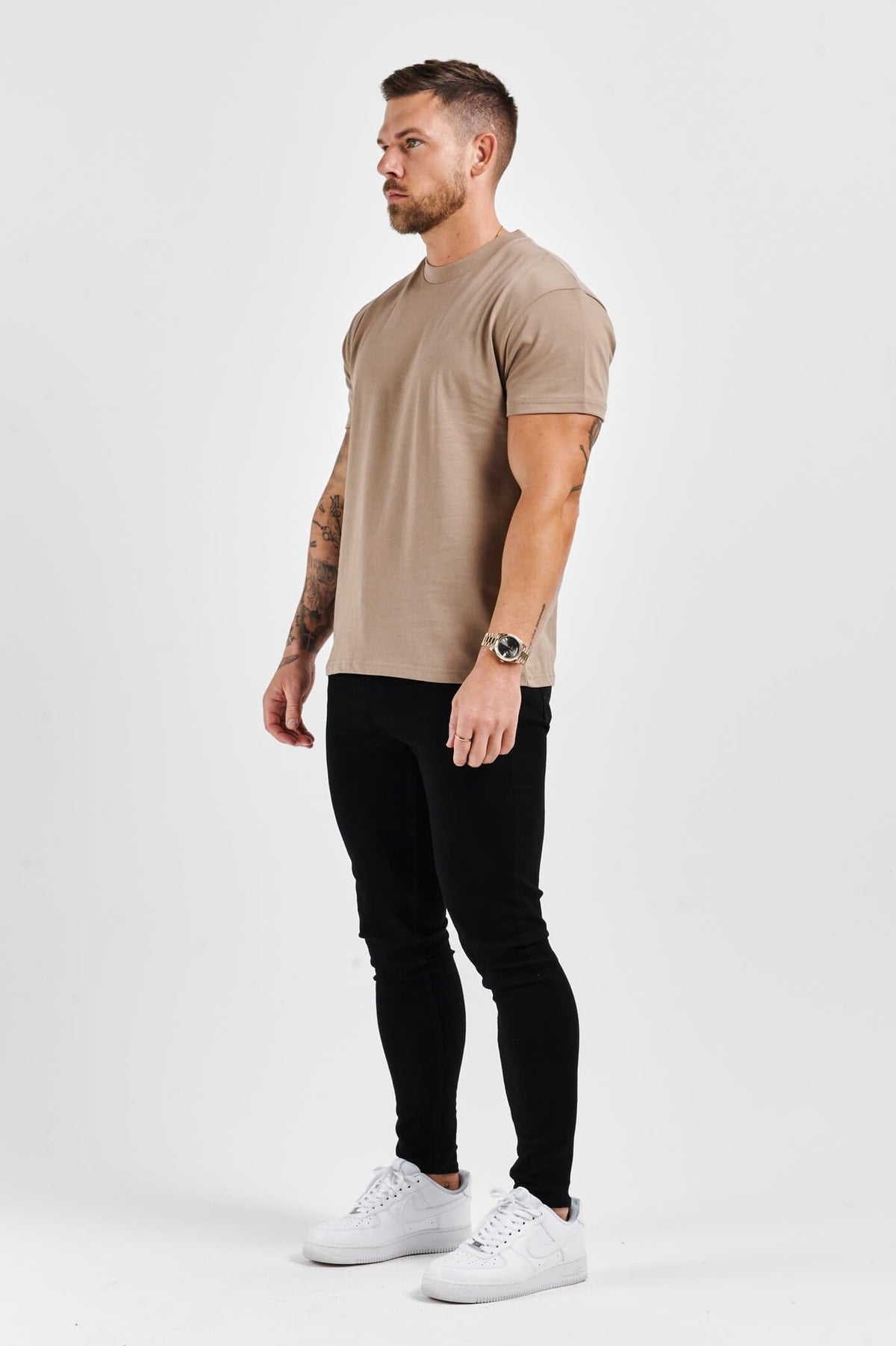 CAMISETA BÁSICA PREMIUM - BEIGE