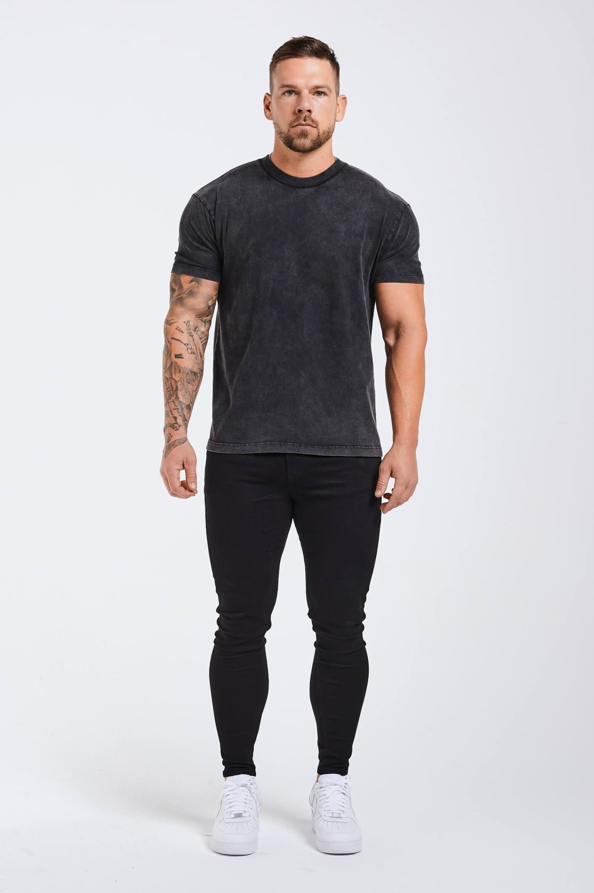 CAMISETA BÁSICA PREMIUM - GRIS LAVADO