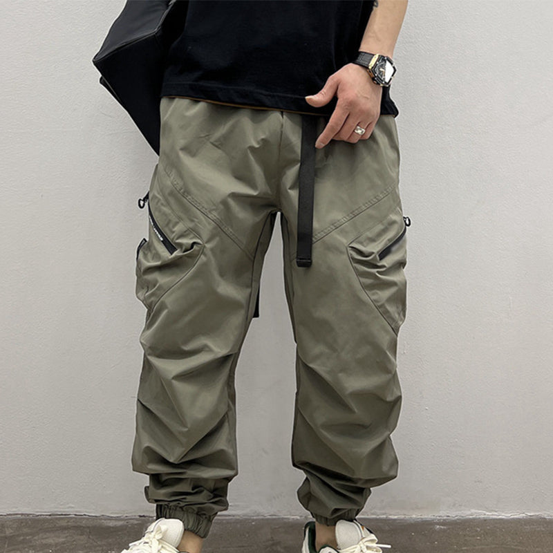 Pantalones cargo corte urbano